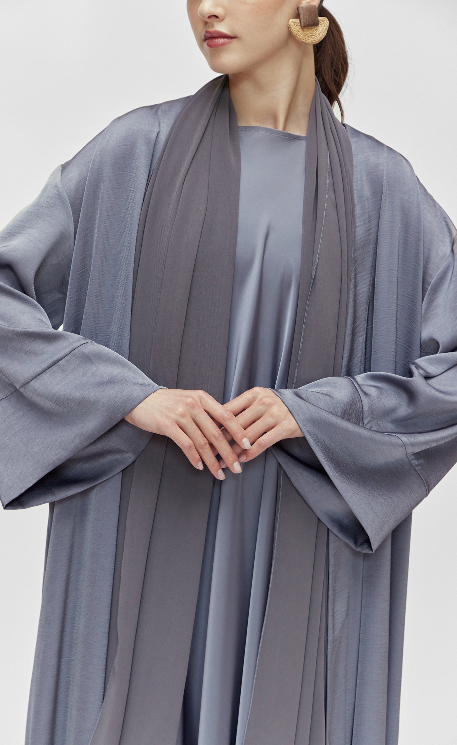 Essential Abaya - Grey