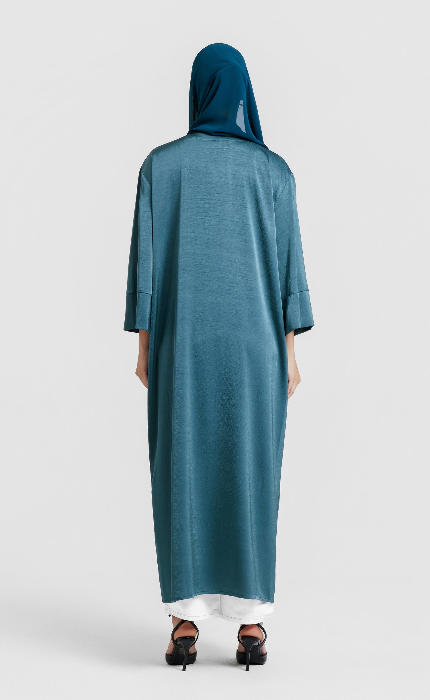 Essential Abaya - Green